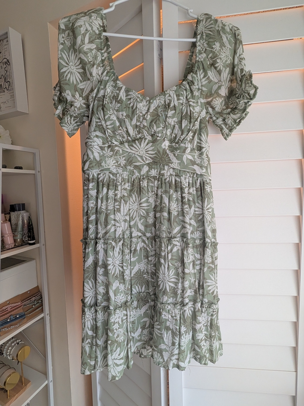 Women’s Sage Green Floral Tiered Sundress